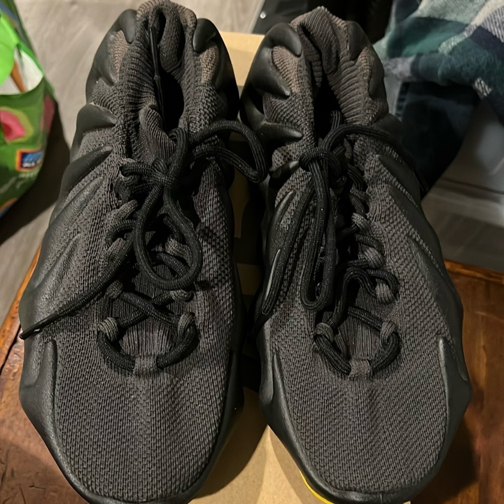 Yeezy 450 size 9 1/2 men’s dark slate